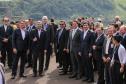 O governador Carlos Massa Ratinho Junior recebe  em Foz do Iguaçu, o presidente Jair Bolsonaro e o presidente do Paraguai Mario Abdo Benítez para o lançamento da pedra fundamental da segunda ponte entre Brasil e Paraguai, em cerimônia  no Marco das Três Fronteiras, nesta sexta-feira (10).   Foz do Iguaçu, 10/05/2019 -  Foto: Geraldo Bubniak/ANPr