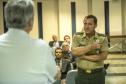 Os Portos do Paraná receberam nesta quinta-feira (23) alunos militares e civis da Escola Superior de Guerra (ESG), do Ministério da Defesa, participantes do Curso de Logística e Mobilização Nacional. Além de assistir a uma palestra sobre as atividades portuárias no Estado, o grupo visitou o cais do Porto de Paranaguá. Foto: Claudio Neves/Appa