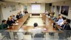 A diretoria-executiva dos Portos do Paraná debateu nesta sexta-feira (31) a retomada de investimentos no Porto de Antonina. Equipes das diretorias de engenharia, meio ambiente, empresarial, administrativa-financeira e jurídica visitaram a sede Barão de Teffé e o Terminal Portuário Ponta do Felix (TPPF). Foto; APPA