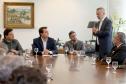 O governador Carlos Massa Ratinho Jr assinou autorização para contratação de empresa especializada em engenharia portuária para execução das obras de recuperação do Píer Público de Inflamáveis do Porto de Paranaguá.Foto Gilson Abreu/ANPr