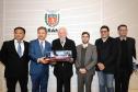 O vice-governador Darci Piana, recebe delegação chinesa, no Palácio Iguaçu. Participaram: Ceo da CCCC Chang Youngbu; presidente da CCCC no Brasil, Lin Li; presidente da Concremat, Mauro Viegas Neto; presidente da SDC do Brasil, Luo Jung; secretário de Infraestrutura e Logística, Sandro Alex; presidente da Paraná Desenvolvimento, Eduardo Bekin e o superintendente dos Portos do Paraná, Luiz Fernando Garcia.Curitiba, 08-07-19.Foto: Arnaldo Alves / ANPr.