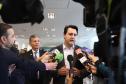 O governador Carlos Massa Ratinho Junior e o diretor-presidente da Itaipu, general Joaquim Silva e Luna, assinaram nesta quinta-feira (01), convênio para dar início à construção da segunda ponte ligando o Brasil ao Paraguai, em Foz do Iguaçu.Curitiba, 01-08-19.Foto: Arnaldo Alves / ANPr.