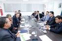 O governador Carlos Massa Ratinho Junior e o secretário nacional de Aviação Civil, Ronei Glanzmann, anunciaram nesta terça-feira (6), em Brasília, que a ampliação da pista do Aeroporto Internacional de Foz do Iguaçu (Cataratas) será feita antes da concessão para a iniciativa privada.