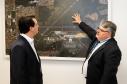 Dois potentes jatos de água batizaram simbolicamente as primeiras aeronaves que partiram com voos de Curitiba para o Interior do Estado inaugurando oficialmente, nesta terça-feira (22), o programa Voe Paraná. O governador Carlos Massa Ratinho Junior acompanhou a estreia no Aeroporto Afonso Pena, em São José dos Pinhais, recepcionando os primeiros passageiros com destino ao Interior do Estado.