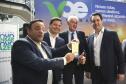 Em Guaíra, no Oeste do Paraná, fronteira com o Paraguai, a nova linha aérea ligando a Curitiba, inaugurada nesta terça-feira (22), deverá concretizar o projeto de lojas francas, que já está autorizado e regulamentado, esperando apenas investimentos de empresários. O município integra a malha aeroviária do programa Voe Paraná.