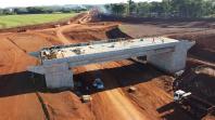 Obras da rodovia de acesso