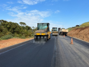 Pavimentação da PR-239 entre Pitanga e Mato Rico