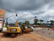 Obras do novo viaduto do Bradesco, em São José dos Pinhais