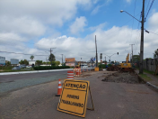 Obras do novo viaduto do Bradesco, em São José dos Pinhais