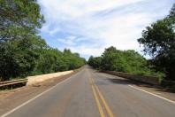 Ponte Rio do Índio PR-323 no limite entre Cianorte e Tuneiras do Oeste - CP206