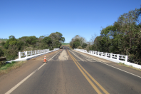 Ponte Rio Vitorino PR-493 em Itapejara d'Oeste