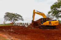 Serviços iniciais do Viaduto da PUC em Londrina 