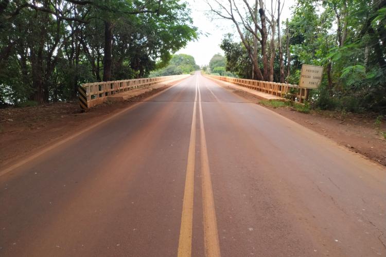 Ponte Rio Primeiro de Maio PR-437 em Primeiro de Maio