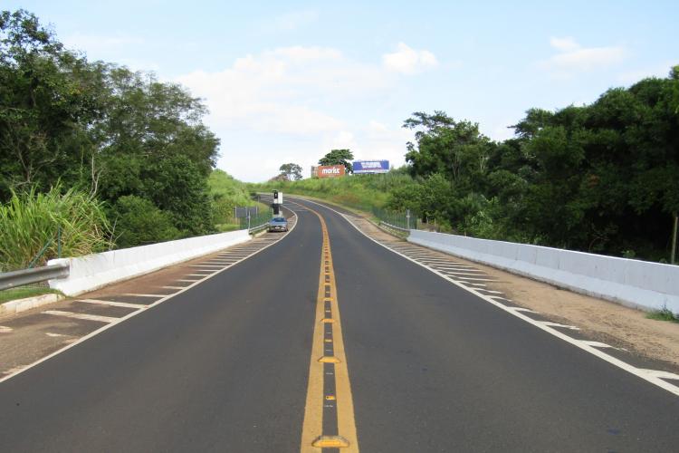 Ponte Sobre o Ribeirão São Pedro PR-691