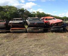 Sucata de veículo automotor