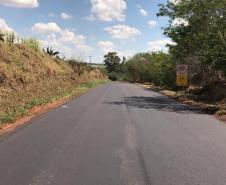 Serviços de remendos na PR-182, foto Depois