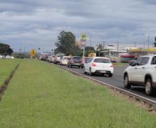 Rodovia BR-369 com congestionamento, em Cambé