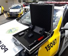 Veículos da marca Chevrolet, caracterizados de fábrica e equipados com blindagem, tablet, impressora, bafômetro, bloqueador de fugas e internet.