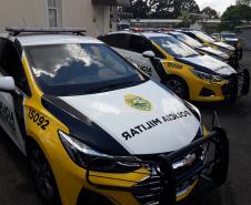 Veículos da marca Chevrolet, caracterizados de fábrica e equipados com blindagem, tablet, impressora, bafômetro, bloqueador de fugas e internet.