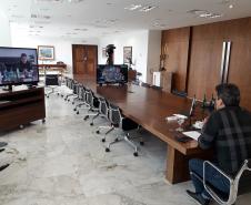 Diretor-geral do DER, Fernando Furiatti, apresentou um panorama da infraestrutura paranaense, destacando medidas inovadoras sendo planejadas e em desenvolvimento