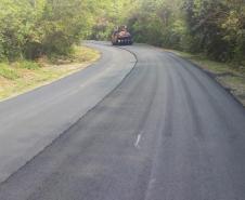 Serviços de conservação do pavimento em trecho da PR-462