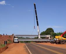 Lançamento de vigas do viaduto de Iporã