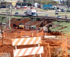 Andamento das obras no trevo Cataratas, em Cascavel