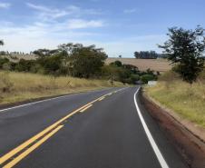 Rodovia PR-461, após serviços de conservação
