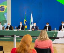 Coletiva de imprensa sobre as novas concessões