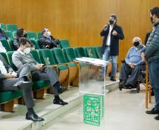 Lances foram acompanhados no auditório do DER