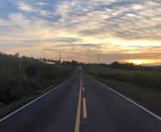 Trecho da PR-474 em Anahy, após serviços de conservação