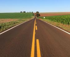 Serviços de conservação na PR-575