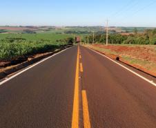 Serviços de conservação na PR-575