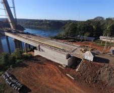 Obras na ponte na margem