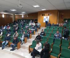 Abertura do curso de Agentes de Trânsito no auditório do DER/PR