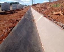 Serviços em andamento na BR-277