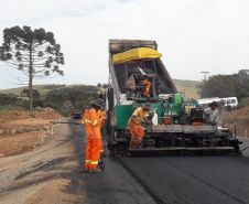 Pavimentação da PR-239 entre Pitanga e Mato Rico