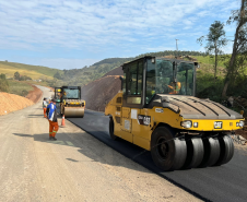 Pavimentação da PR-239 entre Pitanga e Mato Rico