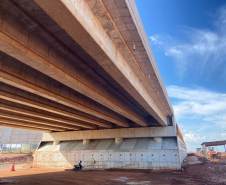 Novo viaduto no acesso para Mariluz