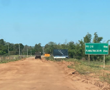 Serviços na PR-478 em Loanda