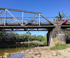 Ponte Rio Nhundiaquara em Morretes