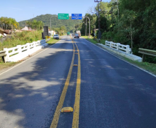 Ponte sobre Rio Prainha PR-412