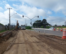 Obras do novo viaduto do Bradesco, em São José dos Pinhais