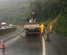 Serviços na BR-277