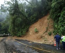 Deslizamento de terra na Estrada da Graciosa