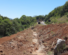 Serviços no km 473 da PR-170 em Bituruna