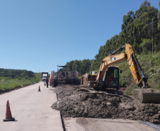 Serviços da obra de whitetopping na PRC-280
