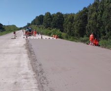 Serviços da obra de whitetopping na PRC-280