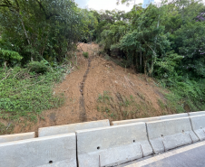 Serviços na BR-277 em 05/01/23