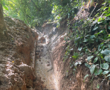 Serviços emergenciais na BR-277